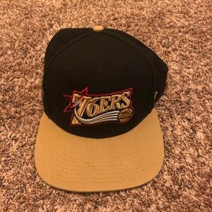 Old Style 76ers Snap Back Cap!